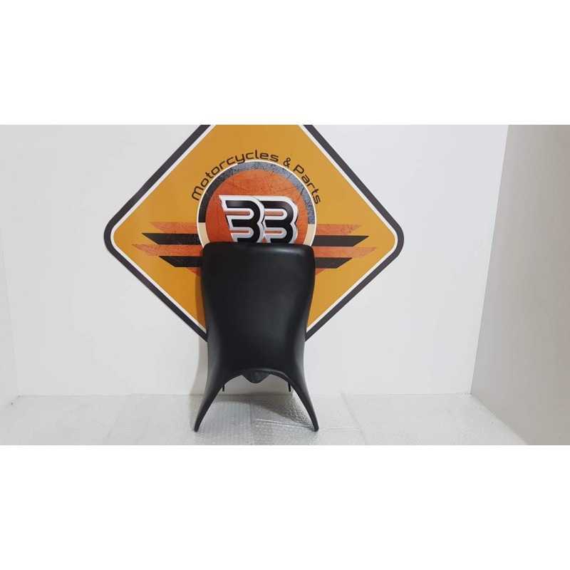 Front Seat Honda CBF 600 NA - HORNET - PC 38F - 2005 